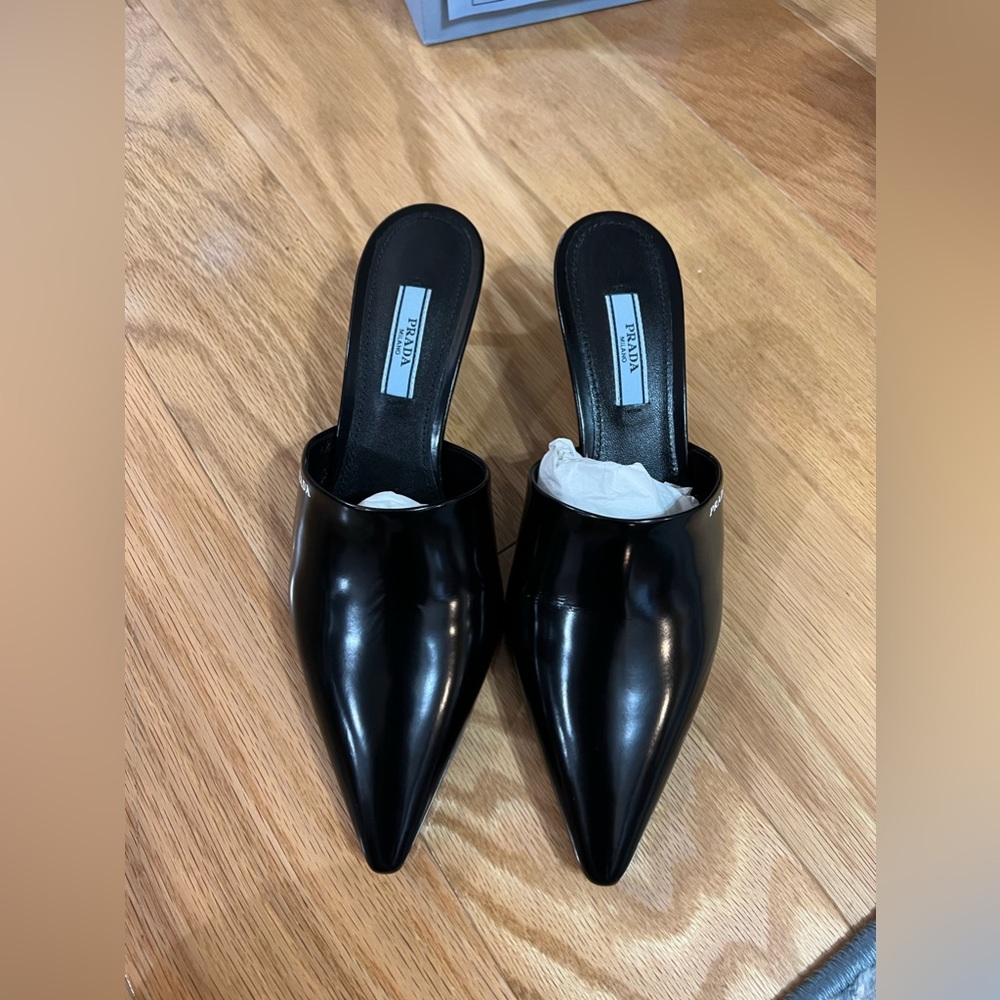 NEW Prada Logo Pointed Toe Mules in Black - Picture 4 of 11